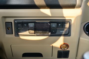 �й����� HOWO TX 245���� 4X2 6.8����ʽ�ػ���(����)(ZZ5187XXYK501GF1)ͼƬ