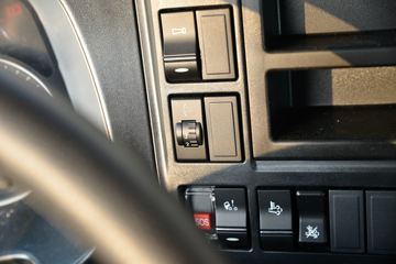 �й����� HOWO TX 245���� 4X2 6.8����ʽ�ػ���(����)(ZZ5187XXYK501GF1)ͼƬ