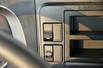 �й����� HOWO TX 245���� 4X2 6.8����ʽ�ػ���(����)(ZZ5187XXYK501GF1)ͼƬ