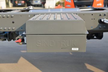 �й����� HOWO TX 245���� 4X2 6.8����ʽ�ػ���(����)(ZZ5187XXYK501GF1)ͼƬ