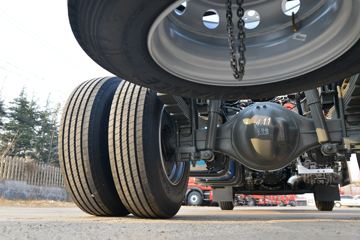 �й����� HOWO TX 245���� 4X2 6.8����ʽ�ػ���(����)(ZZ5187XXYK501GF1)ͼƬ