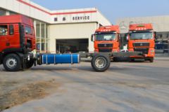 中国重汽 HOWO TX 245马力 4X2 6.8米厢式载货车(国六)(ZZ5187XXYK501GF1)