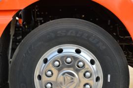 SITRAK G7&nbsp;牵引车底盘                                                图片