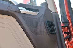 青岛解放 JH6重卡 领航版2.0 480马力 6X4 牵引车(国六)(CA4259P25K15T1E6A80)