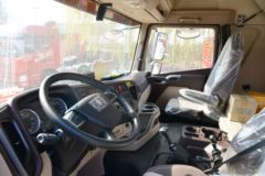 青岛解放 JH6重卡 卓越版2.0 460马力 6X4牵引车(国六)(CA4250P26K2T1E6A80)