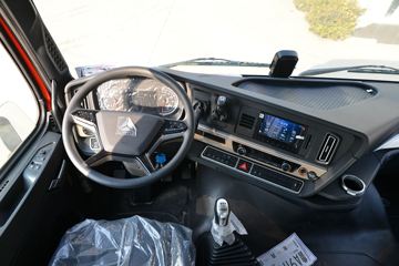 й HOWO TH7ؿ 480 6X4 ǣ()(ZZ4257W324HF1B)ͼƬ