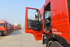 中国重汽 HOWO TH7重卡 480马力 6X4 牵引车(国六)(ZZ4257W324HF1B)