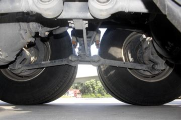  ŷGTL 6ϵؿ 430 6X4ǣ(BJ4259SNFKB-XJ)ͼƬ