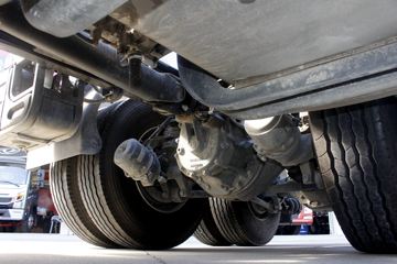  ŷGTL 6ϵؿ 430 6X4ǣ(BJ4259SNFKB-XJ)ͼƬ