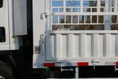 庆铃 铃咖 复合型 150马力 4.13米单排仓栅式轻卡(QL5049CCYNBHA)