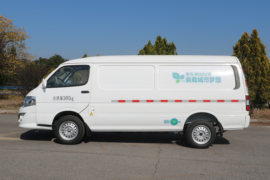 荣达Ⅱ&nbsp;电动封闭厢货外观图片