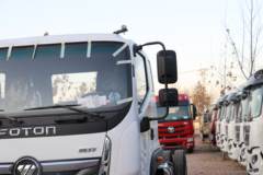 福田 奥铃大黄蜂 220马力 7.8米厢式载货车(国六)(BJ5186XXY-1A)