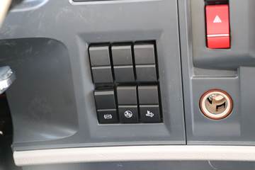 �й�����HOWO ͳ˧ 160���� 4.15�׵��������Ῠ(����)(����)ͼƬ