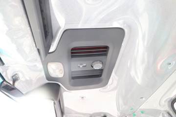 �й�����HOWO ���� 130���� 4.15�׵��������Ῠ(խ��)ͼƬ