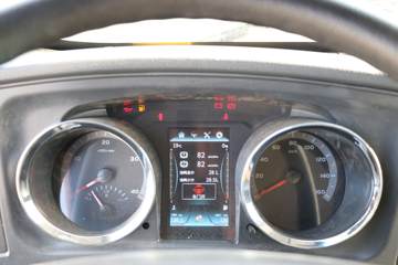 �й�����HOWO ���� 130���� 4.15�׵��������Ῠ(խ��)ͼƬ