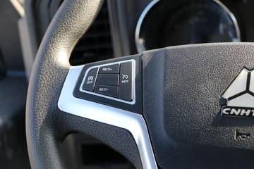 �й�����HOWO ���� 130���� 4.15�׵��������Ῠ(խ��)ͼƬ