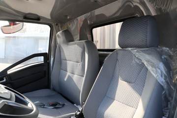 �й�����HOWO ���� 130���� 4.15�׵��������Ῠ(խ��)ͼƬ