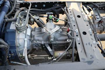 �й�����HOWO ���� 130���� 4.15�׵��������Ῠ(խ��)ͼƬ