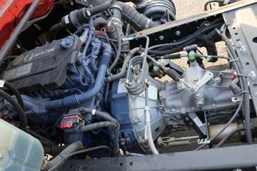 �й�����HOWO ���� 130���� 4.15�׵��������Ῠ(խ��)ͼƬ