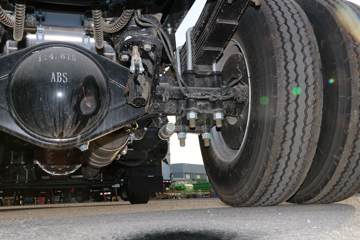 �й�����HOWO ���� 130���� 4.15�׵��������Ῠ(խ��)ͼƬ