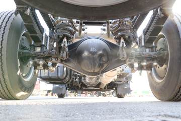 �й�����HOWO ���� 130���� 4.15�׵��������Ῠ(խ��)ͼƬ