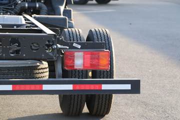 �й�����HOWO ���� 130���� 4.15�׵��������Ῠ(խ��)ͼƬ