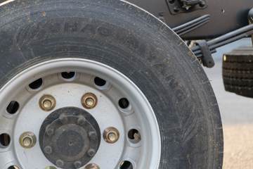 �й�����HOWO ���� 130���� 4.15�׵��������Ῠ(խ��)ͼƬ