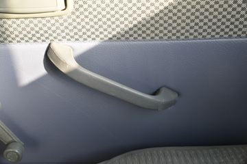 �ƿ� ŷ��С���� 115���� 2.56��˫�������Ῠ(����)ͼƬ