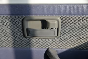 �ƿ� ŷ��С���� 115���� 2.56��˫�������Ῠ(����)ͼƬ