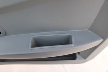 �ƿ� ŷ��С���� 115���� 2.56��˫�������Ῠ(����)ͼƬ