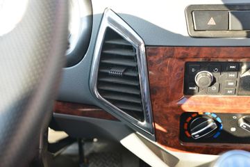 �ƿ� ŷ��С���� 115���� 2.56��˫�������Ῠ(����)ͼƬ