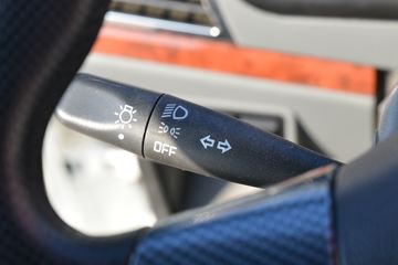 �ƿ� ŷ��С���� 115���� 2.56��˫�������Ῠ(����)ͼƬ