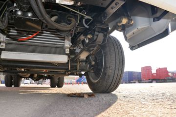 �ƿ� ŷ��С���� 115���� 2.56��˫�������Ῠ(����)ͼƬ