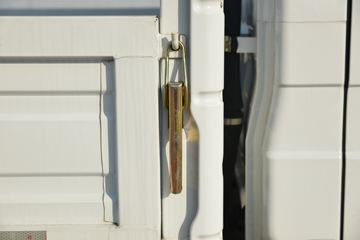 �ƿ� ŷ��С���� 115���� 2.56��˫�������Ῠ(����)ͼƬ