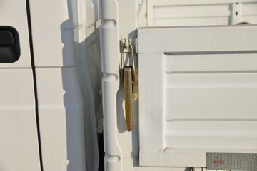 �ƿ� ŷ��С���� 115���� 2.56��˫�������Ῠ(����)ͼƬ