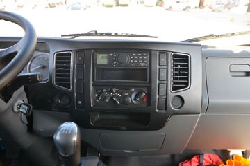 �ƿ�ŷ�� С��� 115���� 3.2����ж��(����)ͼƬ