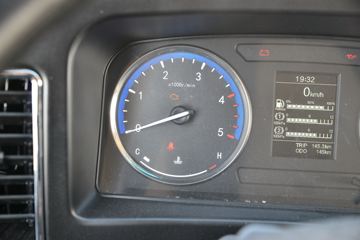 �ƿ�ŷ�� С��� 115���� 3.2����ж��(����)ͼƬ