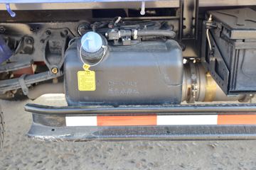 �ƿ�ŷ�� С��� 115���� 3.2����ж��(����)ͼƬ