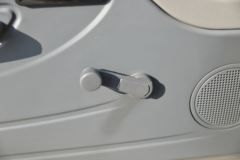 唐骏欧铃 赛菱F3-II 1.2L 91马力 汽油 2.72米单排厢式微卡(国六)(ZB5037XXYADC3L)