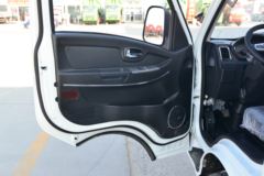 欧铃汽车 V5系列 122马力 3.61米单排厢式微卡(国六)(ZB5032XXYVDD2L)