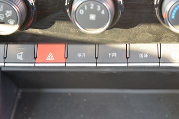 �������� ���S1 PLUS 120���� 4X2 3����ж��(BJ3075DEJBA-31)ͼƬ