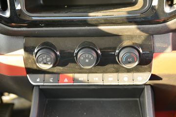 �������� ���S1 PLUS 120���� 4X2 3����ж��(BJ3075DEJBA-31)ͼƬ