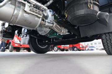 ��� ��VH 180���� 4X2 4.16�׵��Ų�դʽ�Ῠ(����)(CA5040CCYP40K59L2E6A84)ͼƬ