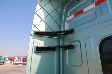 ó 콢GX 520 4X2 AMTԶǣ()(13T)(DFH4180C2)ͼƬ