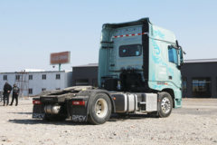 东风商用车 天龙旗舰GX 520马力 4X2 AMT自动挡牵引车(国六)(后桥13T)(DFH4180C2)