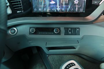 ó 콢GX 520 4X2 AMTԶǣ()(13T)(DFH4180C2)ͼƬ