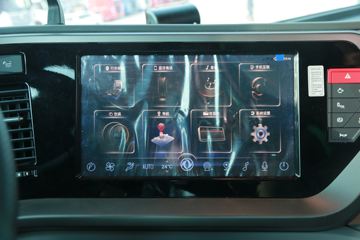 ó 콢GX 520 4X2 AMTԶǣ()(13T)(DFH4180C2)ͼƬ