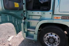 东风商用车 天龙旗舰GX 520马力 4X2 AMT自动挡牵引车(国六)(后桥13T)(DFH4180C2)