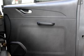 海豚EV&nbsp;电动封闭厢货驾驶室图片