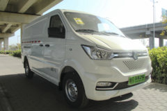 东风股份 御风EM26 3T 4.865米纯电动厢式运输车(续航220km)41.472kWh